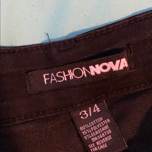 SOLD! NWOT Black ripped skinny jeans - Picture 4 of 4